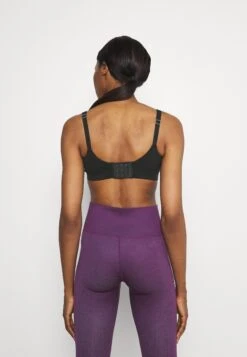 Icebreaker Merino Queens Clasp Bra - Sport Bh - Black 7 Icebreaker Merino Queens Clasp Bra - Sport Bh - Black -Dameskleding Winkel 0c950c018704442ba0c590dffda75538