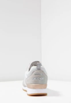 Skechers Sneakers Laag - Light Grey 13 Skechers Sneakers Laag - Light Grey -Dameskleding Winkel 3234c6e42c2a4cc48b396c45fcf18dad