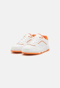 Sneakers Laag - White/Orange 8 Sneakers Laag - White/Orange -Dameskleding Winkel 942ab1e2a7814729a849f8a453c4132f
