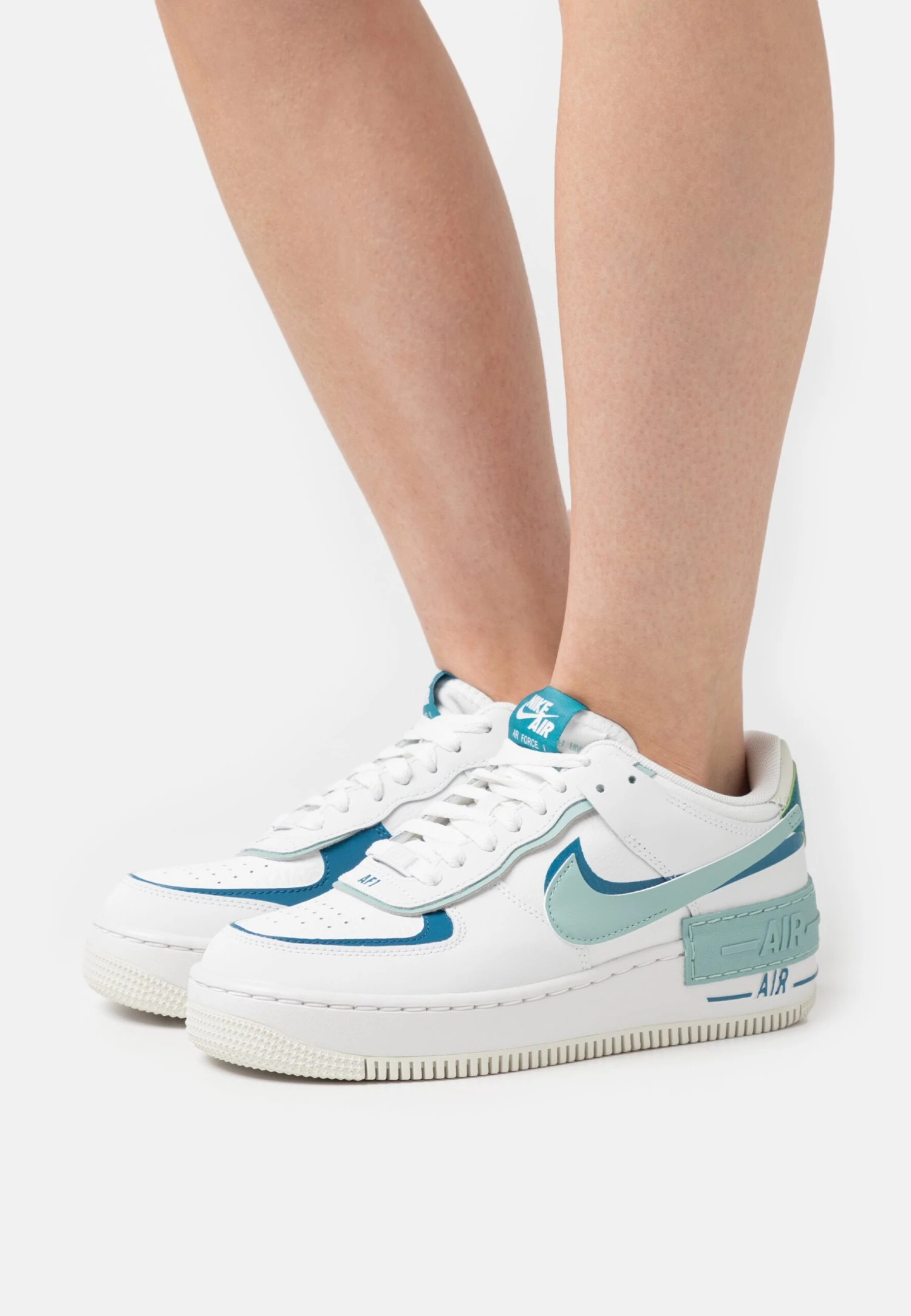 Nike Sportswear W Af1 Shadow - Sneakers Laag - Summit White/Mineral/Industrial Blue/Geode Teal/Sea Glass 1 Nike Sportswear W Af1 Shadow - Sneakers Laag - Summit White/Mineral/Industrial Blue/Geode Teal/Sea Glass