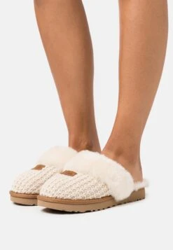Ugg Cozy - Pantoffels - Cream